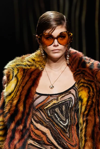 Look 253